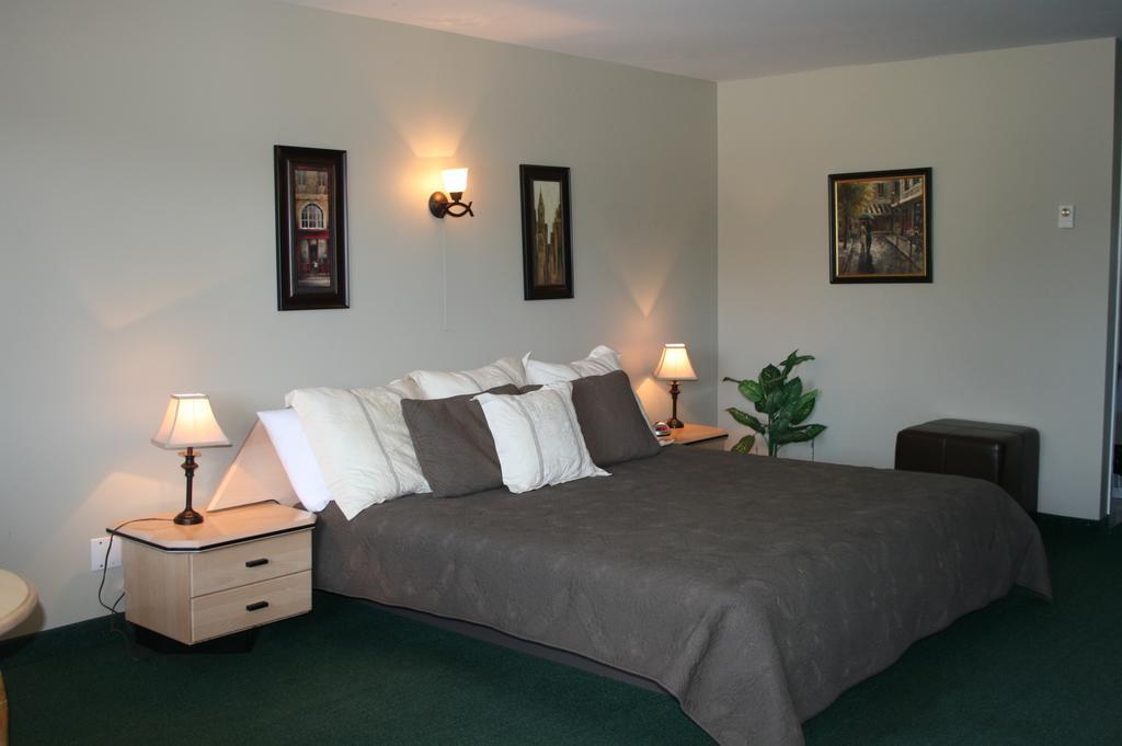 Hotel La Cuillere A Pot Saint-Donat-de-Montcalm Pokoj fotografie